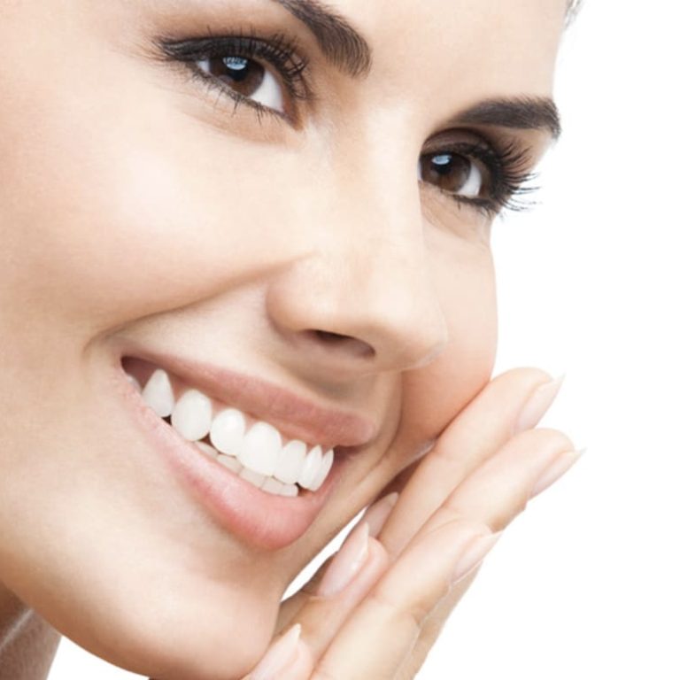 rejuvenece-el-aspecto-de-tu-sonrisa-acido-hialuronico-y-odontologia-usos-y-aplicaciones_15